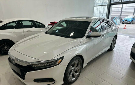 Honda Accord IX рестайлинг, 2018 год, 1 999 000 рублей, 1 фотография