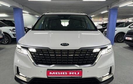 KIA Carnival, 2021 год, 3 950 000 рублей, 2 фотография