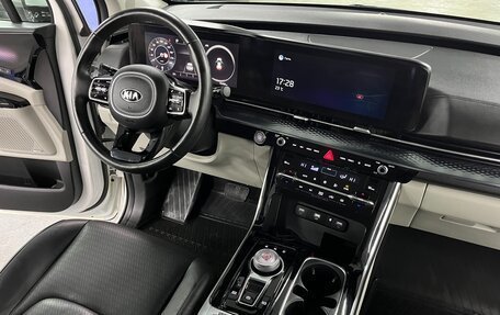 KIA Carnival, 2021 год, 3 950 000 рублей, 14 фотография