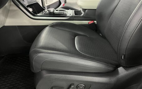KIA Carnival, 2021 год, 3 950 000 рублей, 13 фотография