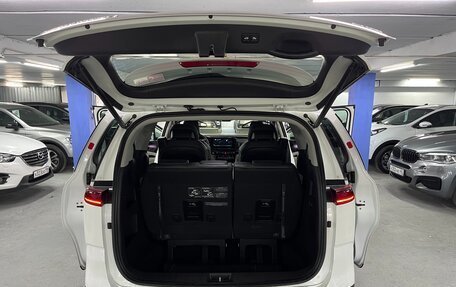 KIA Carnival, 2021 год, 3 950 000 рублей, 25 фотография