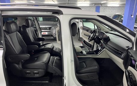 KIA Carnival, 2021 год, 3 950 000 рублей, 24 фотография