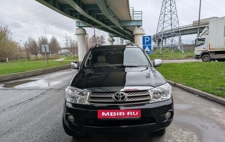 Toyota Fortuner I, 2011 год, 2 400 000 рублей, 3 фотография