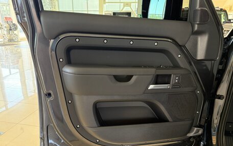 Land Rover Defender II, 2024 год, 10 999 000 рублей, 8 фотография