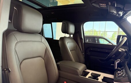 Land Rover Defender II, 2024 год, 10 999 000 рублей, 20 фотография
