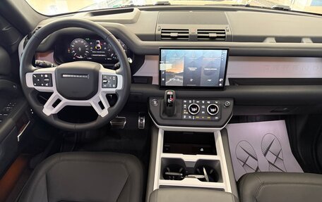 Land Rover Defender II, 2024 год, 10 999 000 рублей, 17 фотография