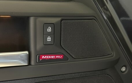 Land Rover Defender II, 2024 год, 10 999 000 рублей, 23 фотография