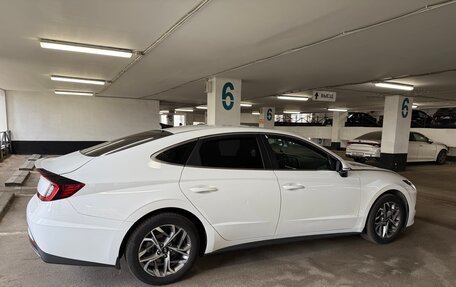 Hyundai Sonata VIII, 2020 год, 1 870 000 рублей, 3 фотография