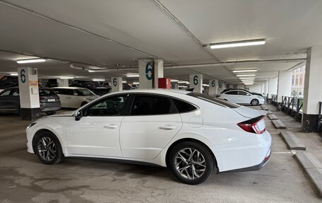 Hyundai Sonata VIII, 2020 год, 1 870 000 рублей, 4 фотография