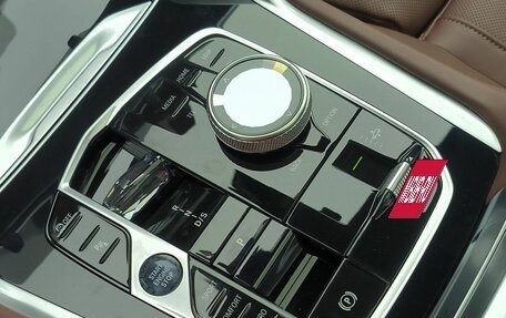 BMW X6, 2025 год, 15 000 000 рублей, 20 фотография