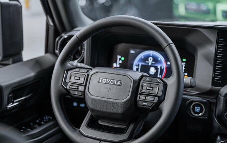 Toyota Land Cruiser Prado, 2025 год, 9 800 000 рублей, 12 фотография