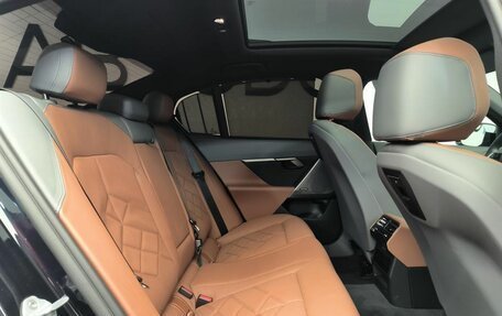 BMW 5 серия, 2025 год, 8 820 000 рублей, 12 фотография