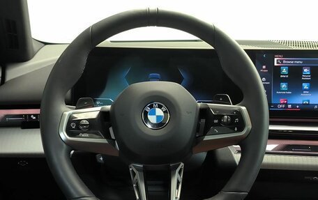 BMW 5 серия, 2025 год, 8 820 000 рублей, 18 фотография