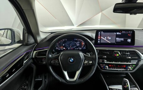BMW 5 серия, 2022 год, 3 297 000 рублей, 15 фотография