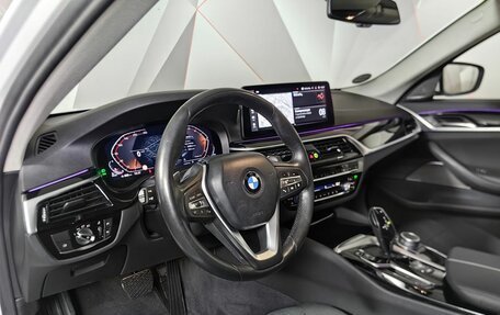 BMW 5 серия, 2022 год, 3 297 000 рублей, 12 фотография