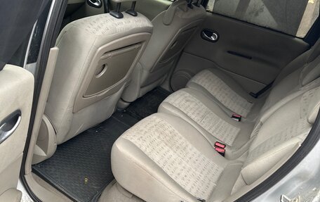 Renault Scenic III, 2005 год, 230 000 рублей, 3 фотография