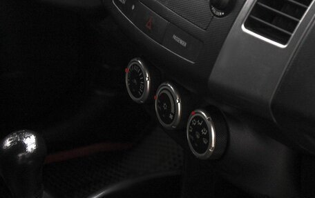 Mitsubishi Outlander III рестайлинг 3, 2008 год, 849 990 рублей, 10 фотография