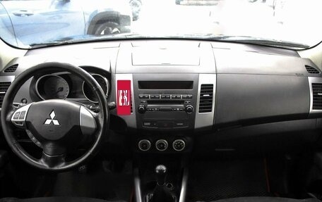 Mitsubishi Outlander III рестайлинг 3, 2008 год, 849 990 рублей, 6 фотография