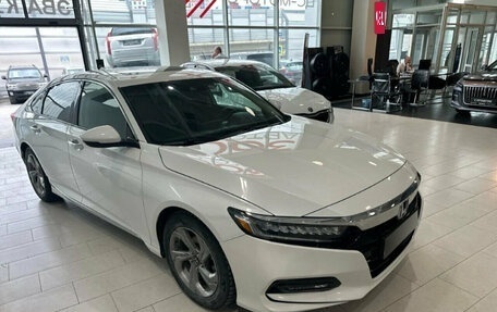 Honda Accord IX рестайлинг, 2018 год, 1 999 000 рублей, 3 фотография