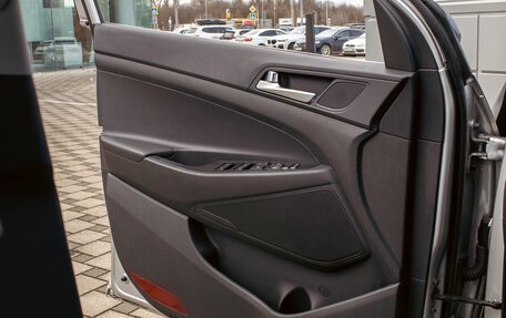 Hyundai Tucson III, 2021 год, 2 355 000 рублей, 12 фотография