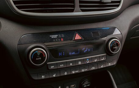 Hyundai Tucson III, 2021 год, 2 355 000 рублей, 15 фотография