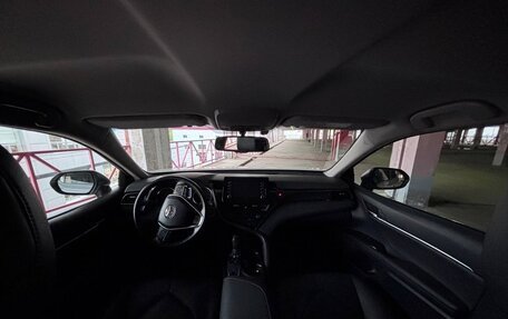 Toyota Camry, 2021 год, 3 200 000 рублей, 8 фотография
