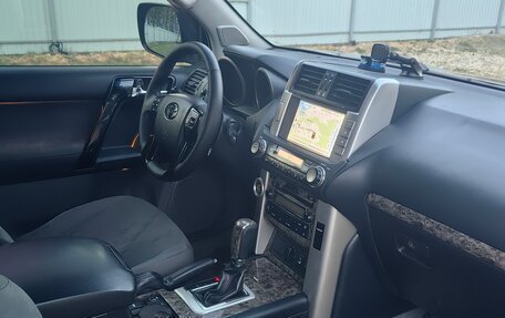 Toyota Land Cruiser Prado 150 рестайлинг 2, 2012 год, 3 500 000 рублей, 15 фотография
