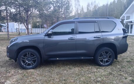 Toyota Land Cruiser Prado 150 рестайлинг 2, 2012 год, 3 500 000 рублей, 17 фотография