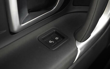 Land Rover Discovery Sport I рестайлинг, 2018 год, 2 489 900 рублей, 22 фотография