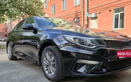 KIA Optima IV, 2019 год, 1 800 000 рублей, 2 фотография