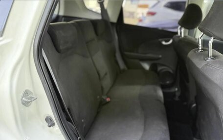 Honda Fit III, 2012 год, 980 000 рублей, 17 фотография