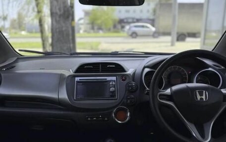 Honda Fit III, 2012 год, 980 000 рублей, 20 фотография