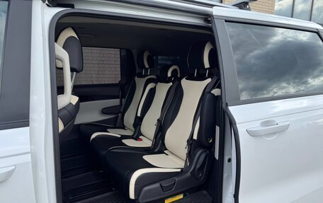 KIA Carnival, 2021 год, 3 350 000 рублей, 17 фотография