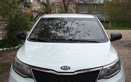 KIA Rio III рестайлинг, 2015 год, 635 000 рублей, 1 фотография