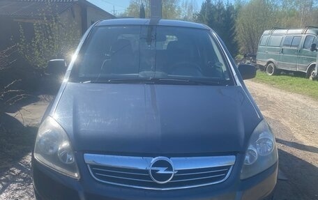 Opel Zafira B, 2010 год, 500 000 рублей, 1 фотография