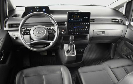 Hyundai Staria, 2021 год, 5 747 900 рублей, 6 фотография