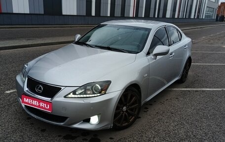 Lexus IS II рестайлинг 2, 2007 год, 990 000 рублей, 1 фотография