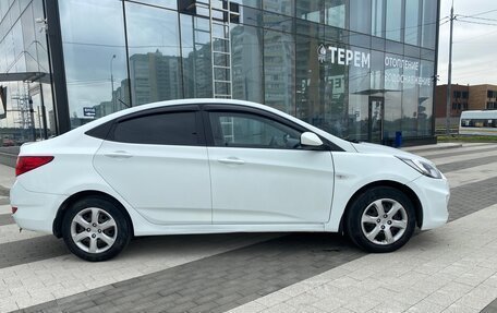 Hyundai Solaris II рестайлинг, 2013 год, 630 000 рублей, 4 фотография