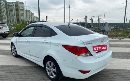 Hyundai Solaris II рестайлинг, 2013 год, 630 000 рублей, 7 фотография