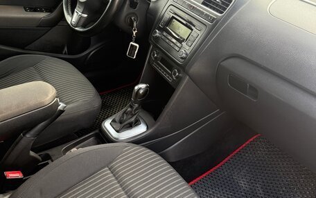 Volkswagen Polo VI (EU Market), 2012 год, 569 000 рублей, 11 фотография
