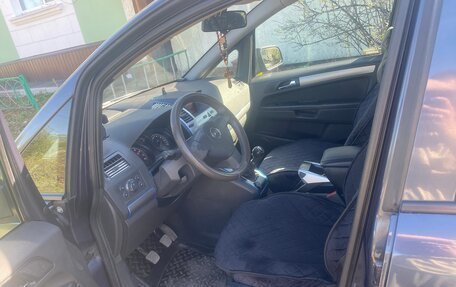 Opel Zafira B, 2010 год, 500 000 рублей, 4 фотография