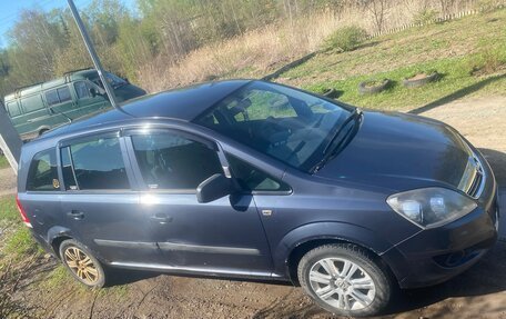 Opel Zafira B, 2010 год, 500 000 рублей, 2 фотография