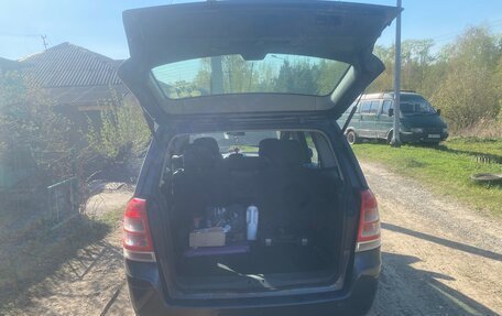 Opel Zafira B, 2010 год, 500 000 рублей, 19 фотография