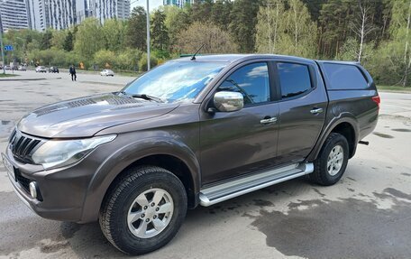 Mitsubishi L200 IV рестайлинг, 2017 год, 2 050 000 рублей, 2 фотография