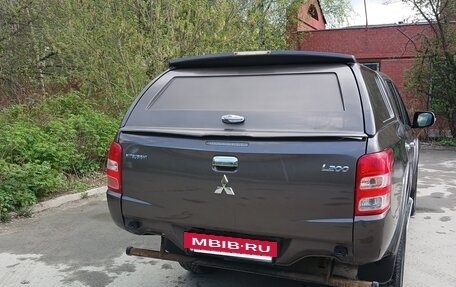 Mitsubishi L200 IV рестайлинг, 2017 год, 2 050 000 рублей, 4 фотография