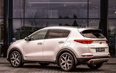 KIA Sportage IV рестайлинг, 2018 год, 1 855 000 рублей, 4 фотография