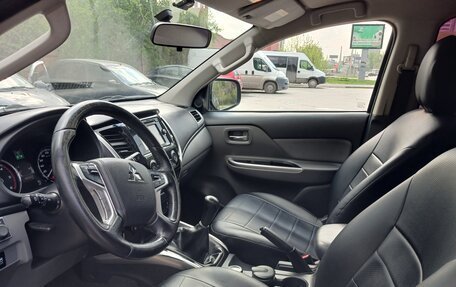 Mitsubishi L200 IV рестайлинг, 2017 год, 2 050 000 рублей, 8 фотография