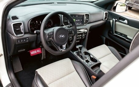 KIA Sportage IV рестайлинг, 2018 год, 1 855 000 рублей, 13 фотография