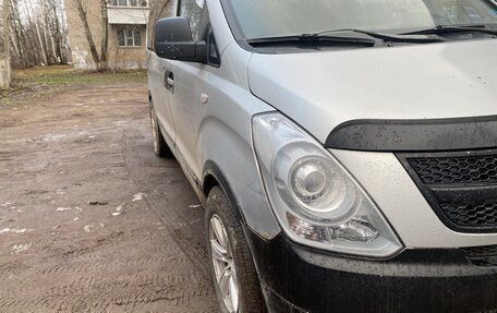 Hyundai Grand Starex Grand Starex I рестайлинг 2, 2008 год, 850 000 рублей, 3 фотография