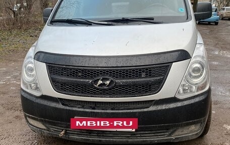 Hyundai Grand Starex Grand Starex I рестайлинг 2, 2008 год, 850 000 рублей, 2 фотография